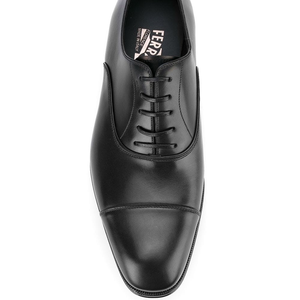 Salvatore Ferragamo Oxford Shoe lace up